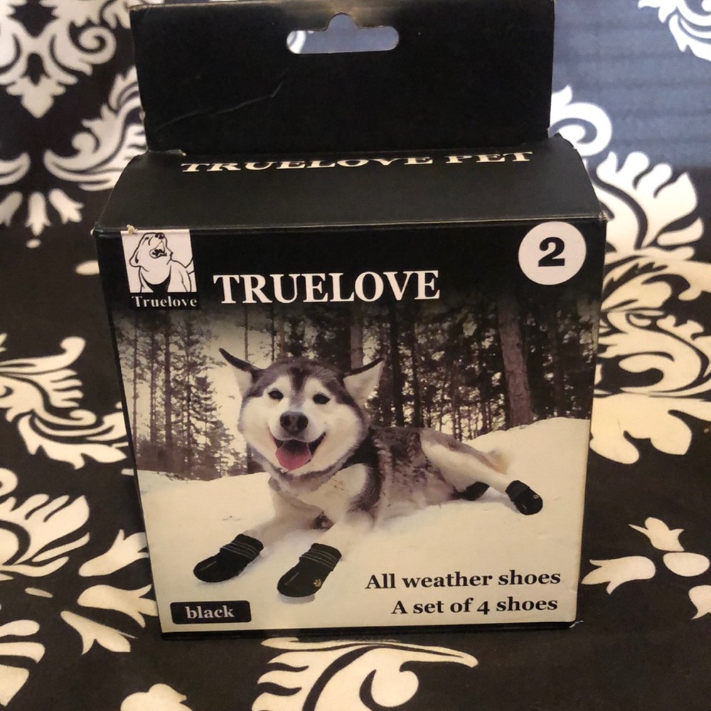 Truelove pet shoes size 2
